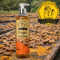 Le vinaigre de curcuma de la Maison du Curcuma né de la collaboration entre la maître Vinaigrier CHAIX et Mémé Rivière